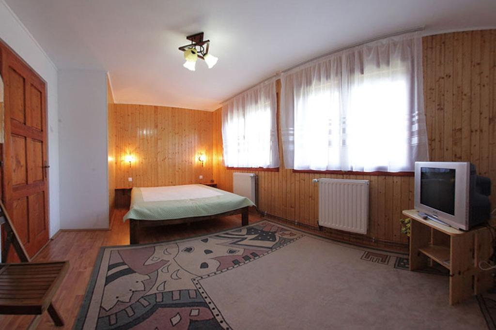Pensiunea Flori De Camp Vatra Dornei Rom bilde